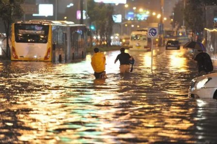 鴻星爾克之後，又一鞋業品牌低調捐款3000萬，公司虧損21億破產重組